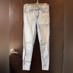 American Eagle Outfitters Light Wash High Rise Jegging